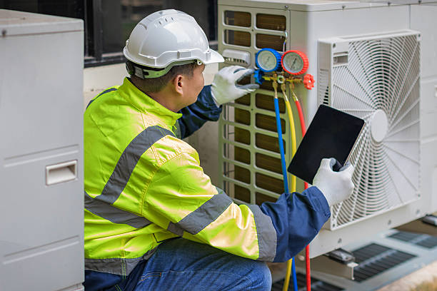 Professional Hvac Installation technician working in Franktown, CO